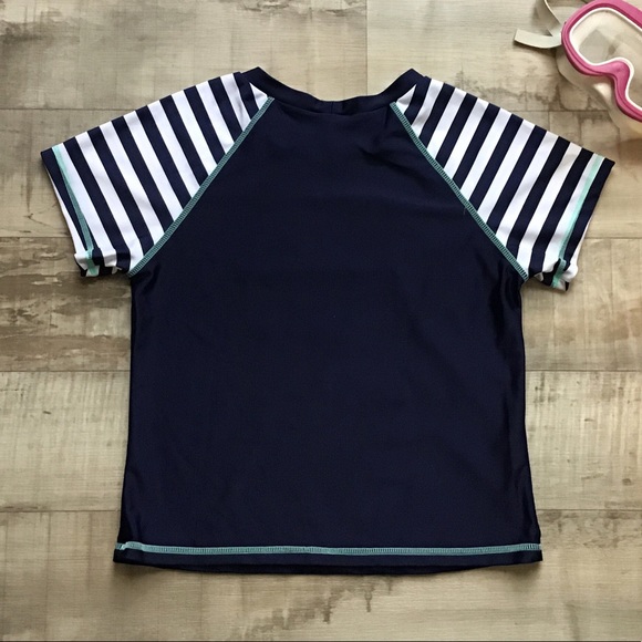 Rash guard. NWOT - Picture 2 of 3